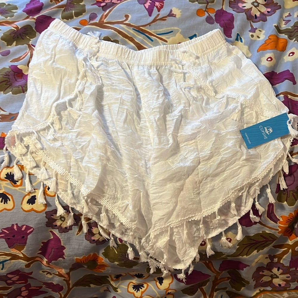 Cupshe cover up shorts